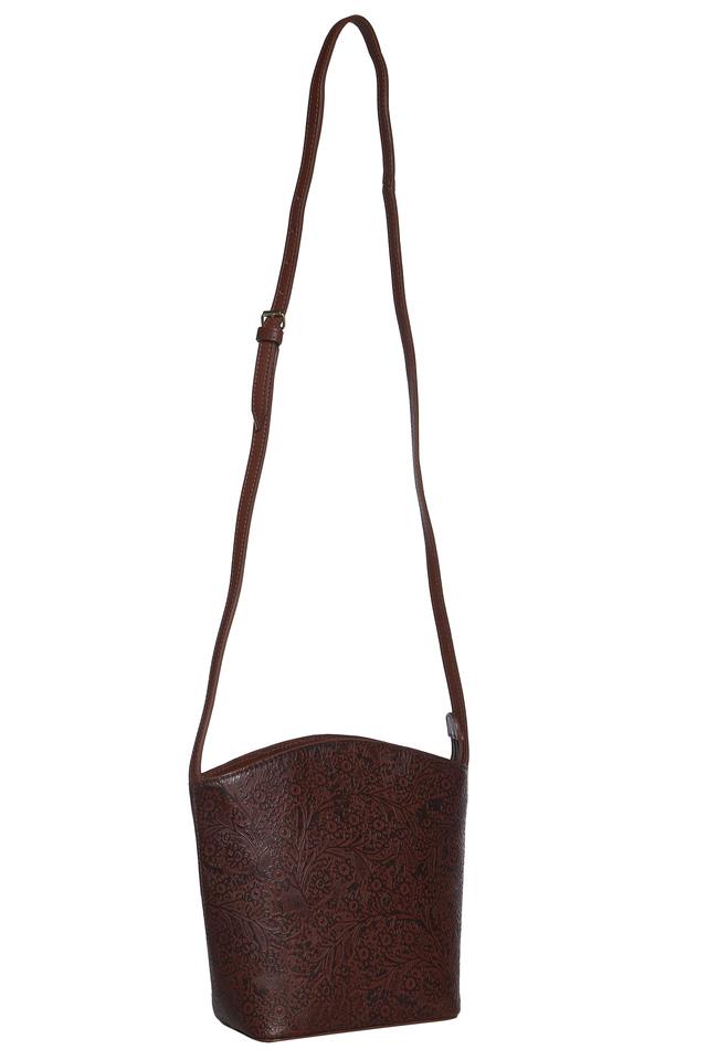 Isle Locada by Hidesign Women's Tan Sling Bag | Sling bag, Womens sling bag,  Leather sling bag