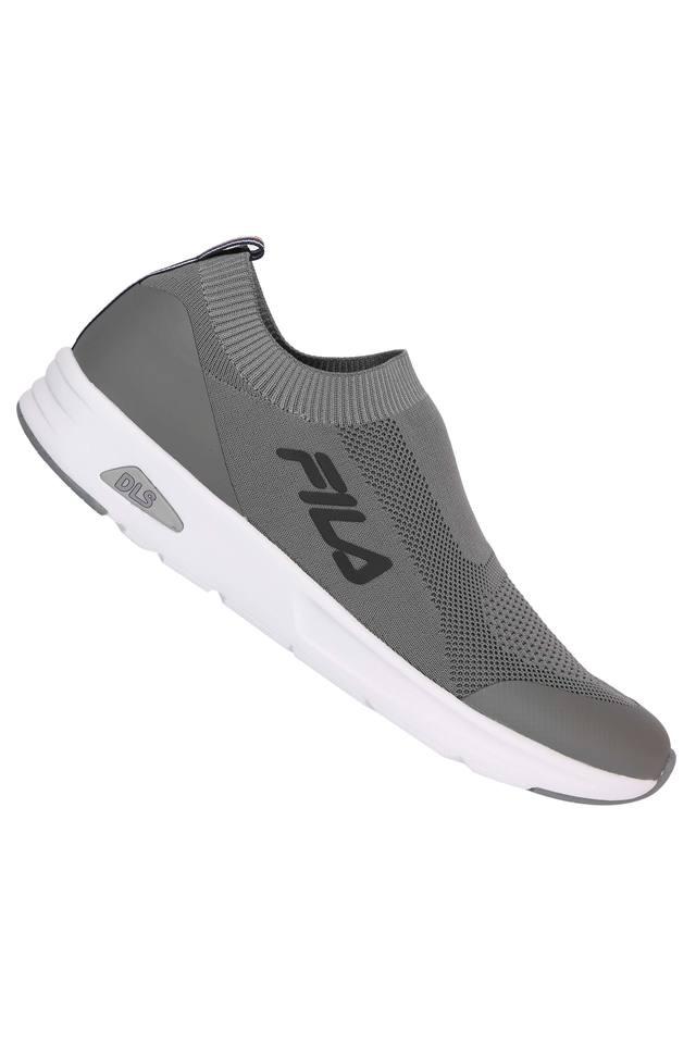 Fila slip on on sale shoes for men