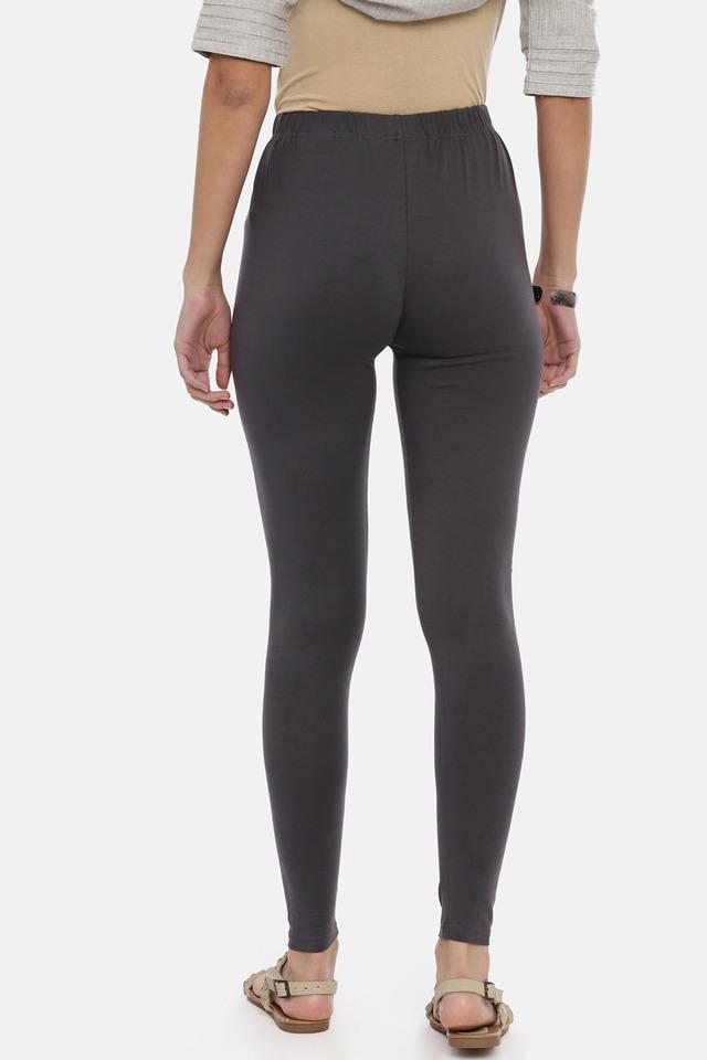 Athleta Restore Slim Ruched Leggings Womens High... - Depop