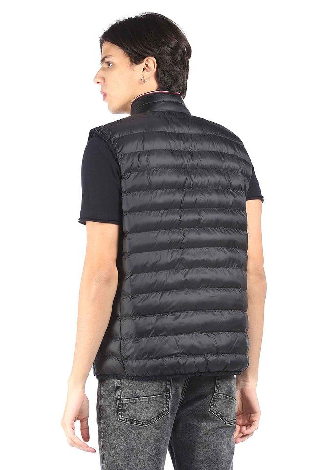 Buy Red Tape Men Black Padded Sleeveless Jacket - Jackets for Men 15710620  | Myntra