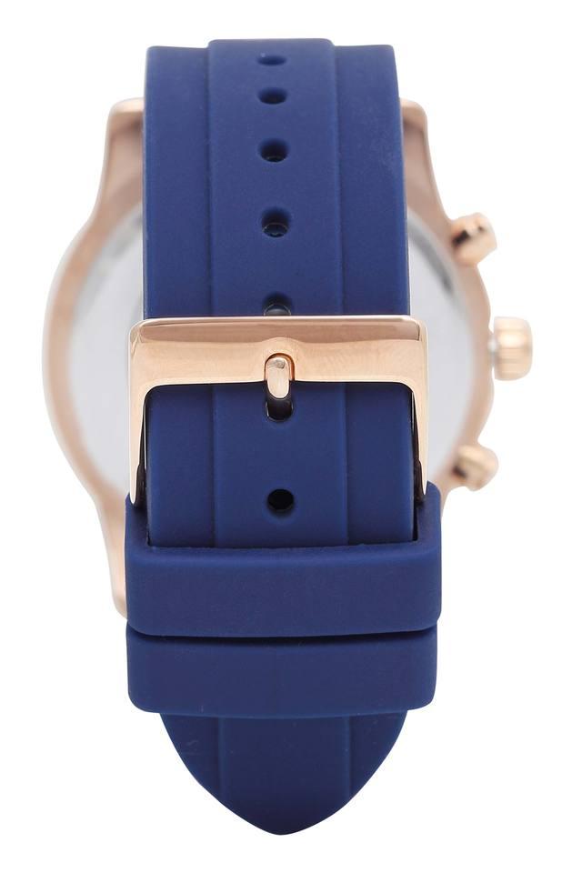 Guess women's hotsell digital silicone watch