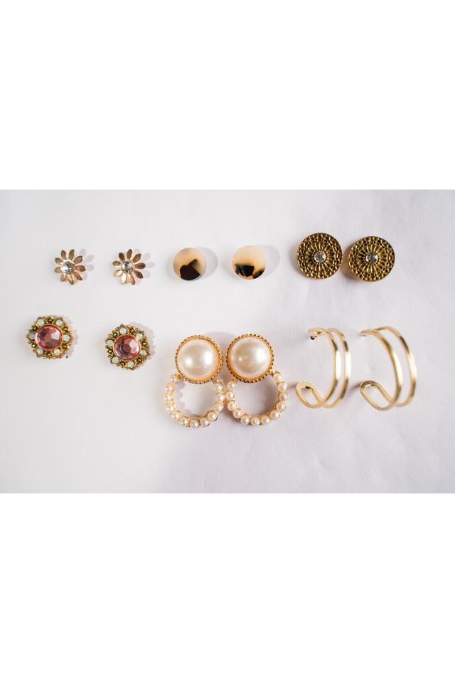 Buy Trendy Earrings for Women & Girls | Blingvine