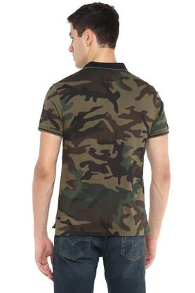 Camo levis hotsell t shirt