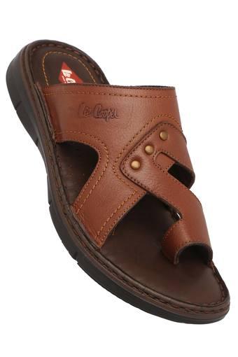 lee cooper chappals for men