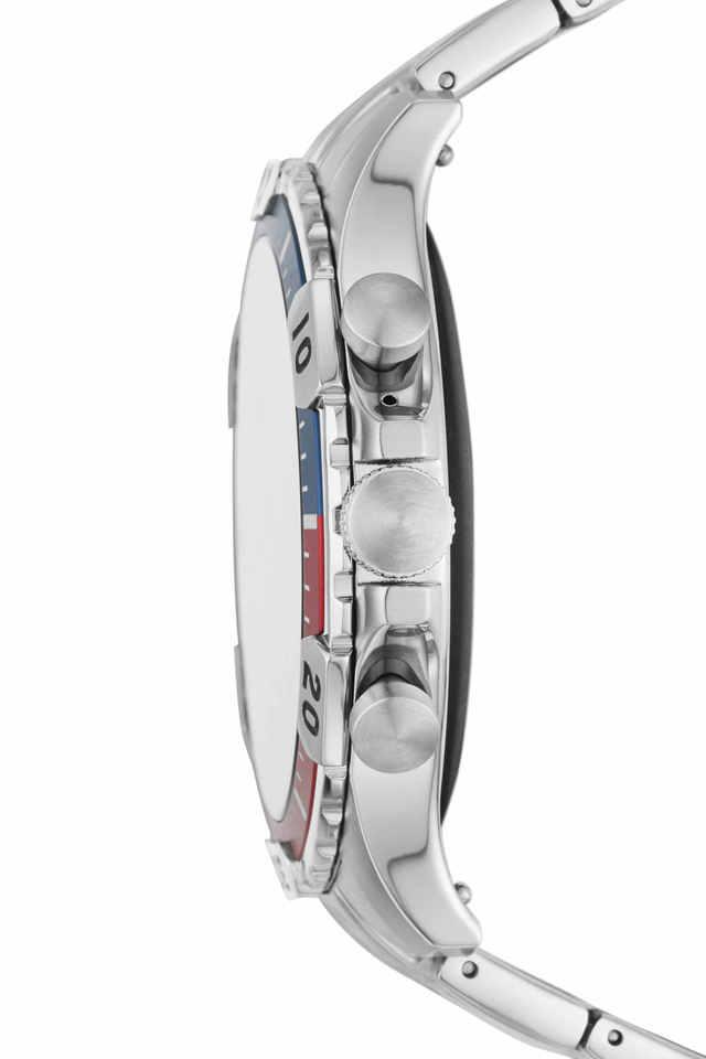 fossil smartwatch shoppers stop