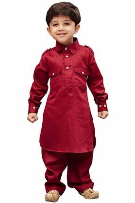 Buy VASTRAMAY Maroon Boys Maroon Cotton Pathani Suit Set