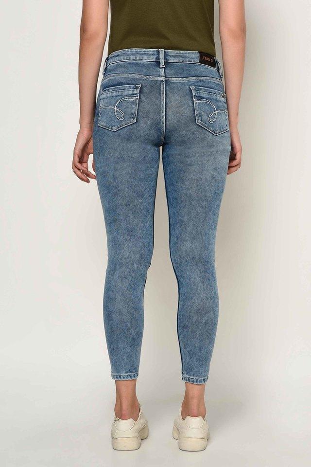 Lee Cooper Women's Indigo Slim Fit Jeans at Rs 1299/piece