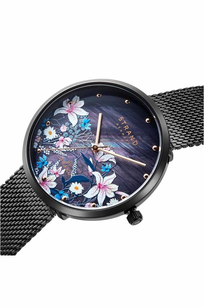 Lady Arpels Heures Florales Cerisier watch 18K rose gold, Diamond,  Mother-of-pearl, Sapphire - Van Cleef & Arpels