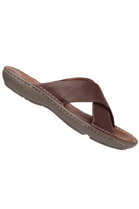 Clarks mens deals leather slippers