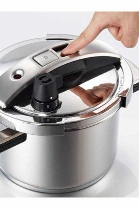 Star Round Solid Pressure Cooker with Transparent Lid 4 Lts