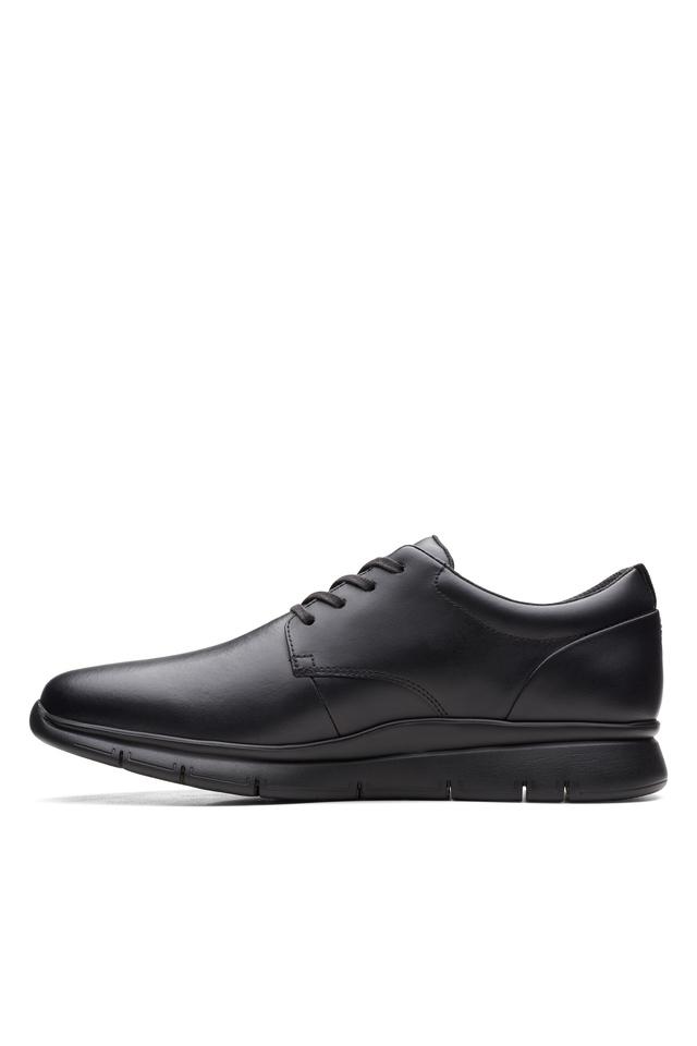 Clarks men outlet black shoes