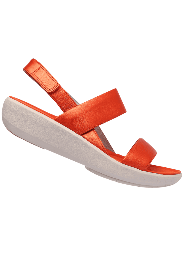 Clarks velcro 2024 wedge sandals