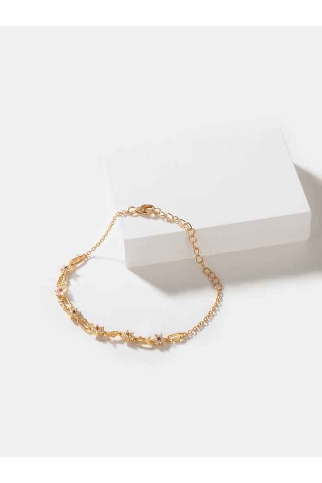 Shop Car Baby Nazaria Gold Bracelet Online | CaratLane US