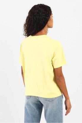 Levis yellow deals t shirt women's