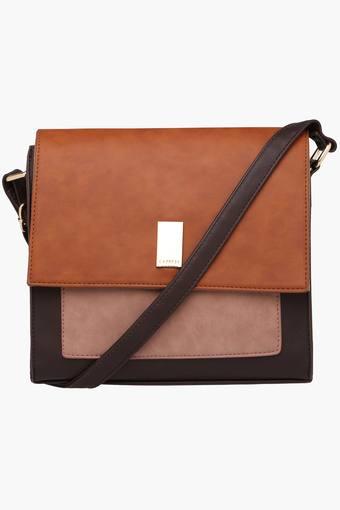 shoppers stop sling bags