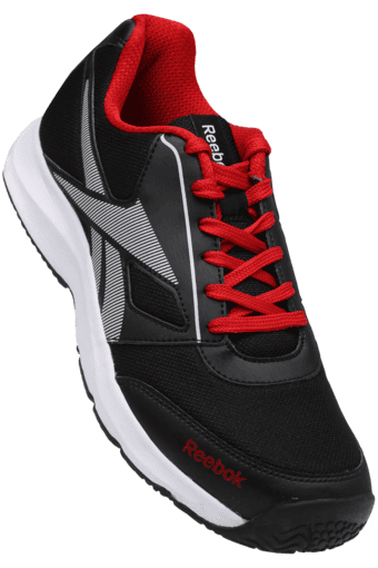 reebok shoes shoppers stop