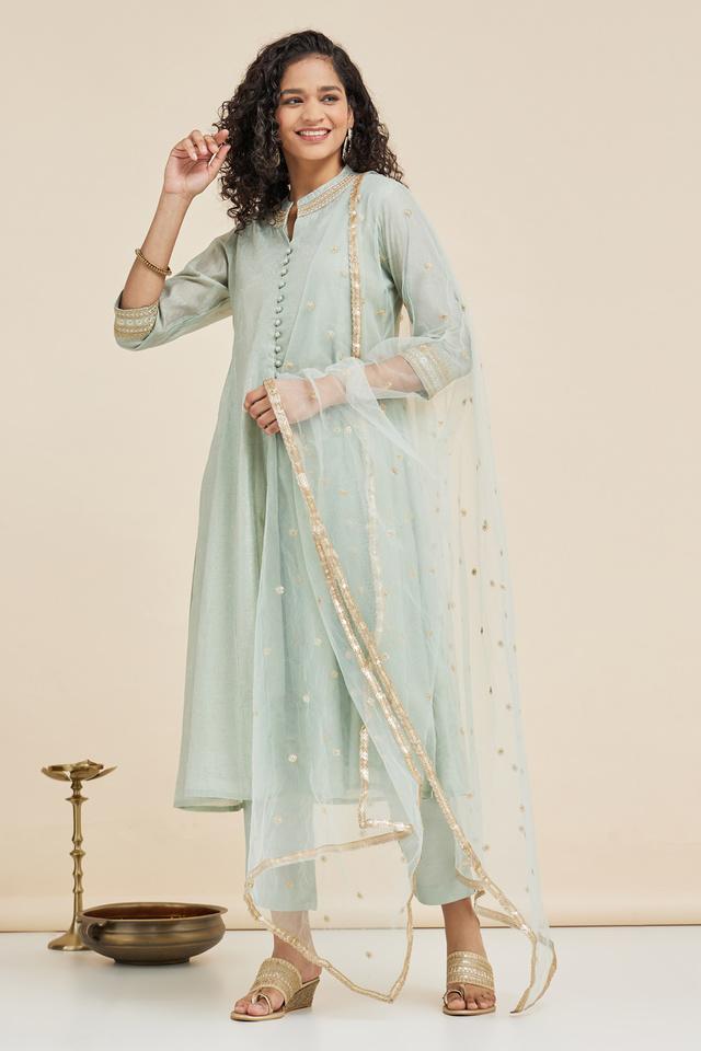 Buy KASHISH Sage Embroidered Mandarin Viscose Blend Women ニナリッチ、ウルトラマリン、life espritセット