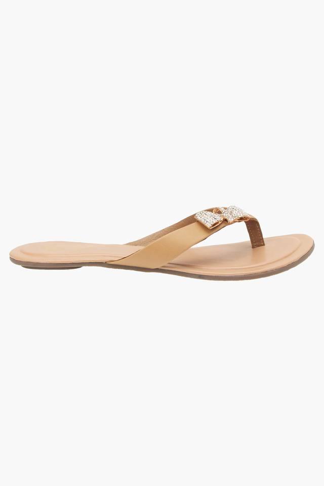 Daily wear deals flat sandals