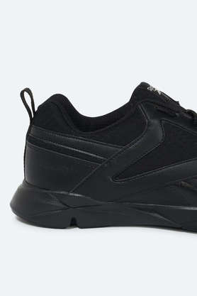 Men's black cheap reebok classics