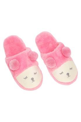 Pink on sale colour slippers