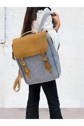 Mona hotsell b backpack