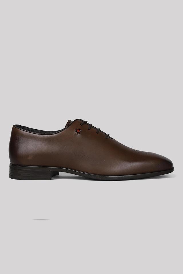 Lee cooper oxford on sale shoes