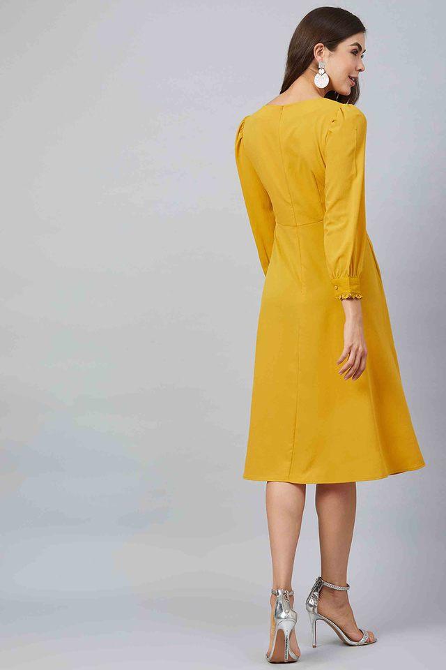 Boat neck outlet flare dress