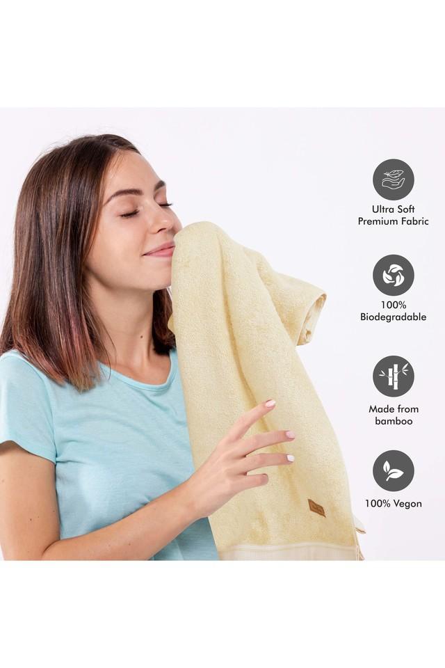 Buy SPREAD Bamboo 360 GSM Ultra Soft Face Towel - 33 x 33 cm