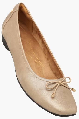 clarks ladies ballerina shoes