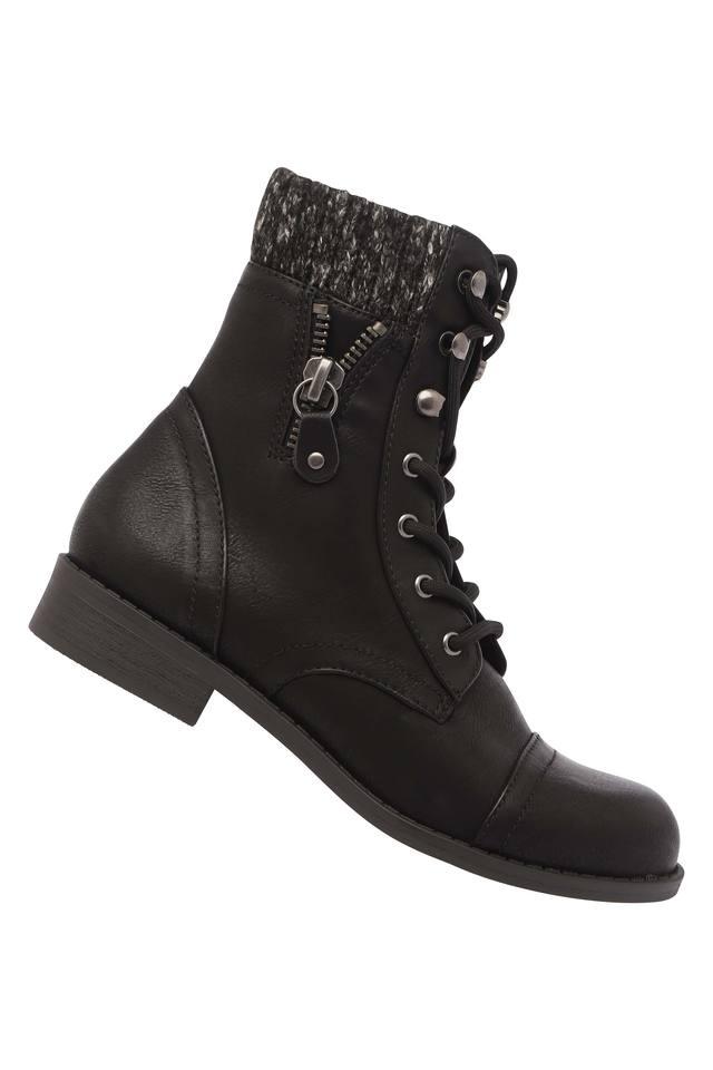 Steve madden black lace up outlet boots