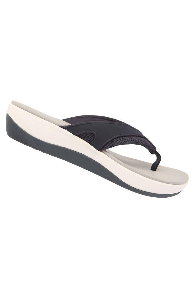 CHIPS Women Flip Flops - Buy CHIPS Women Flip Flops Online at Best Price -  Shop Online for Footwears in India