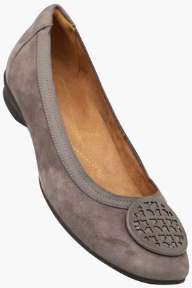 Clarks best sale artisan ballerina