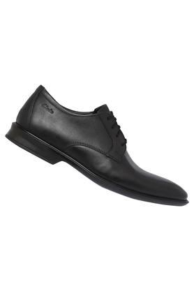 buy clarks shoes online india