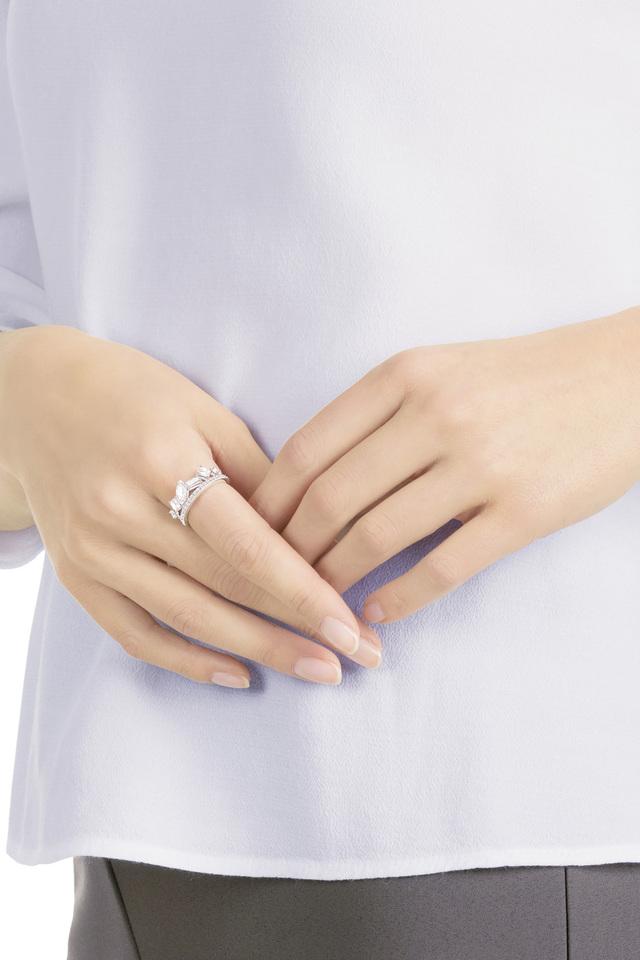 Swarovski henrietta ring store