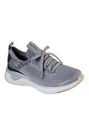 skechers shopper stop
