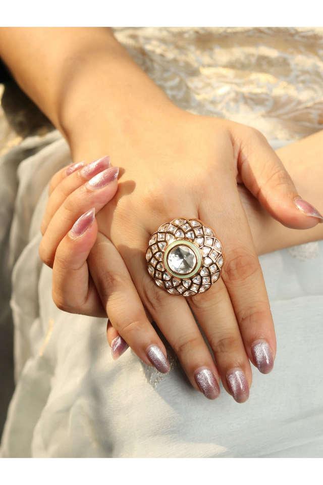 Flower stone store ring