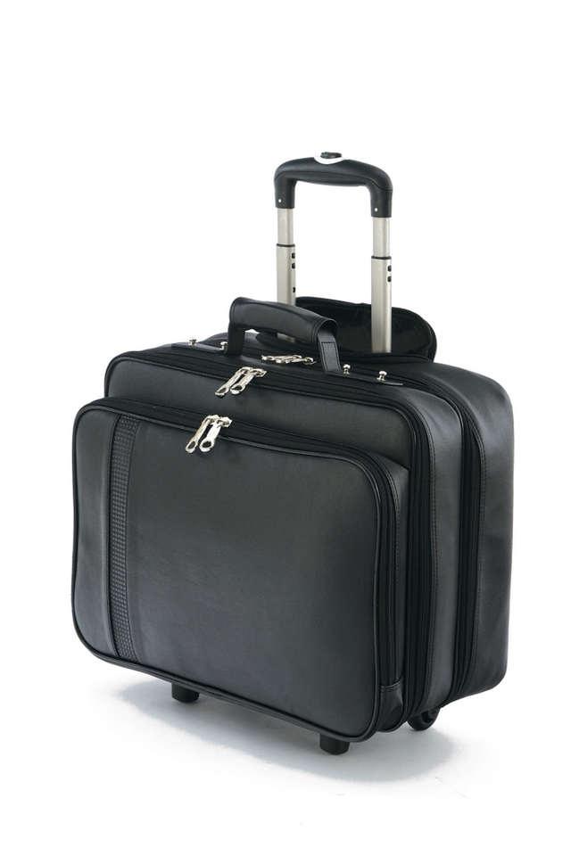 Overnighter discount trolley bag