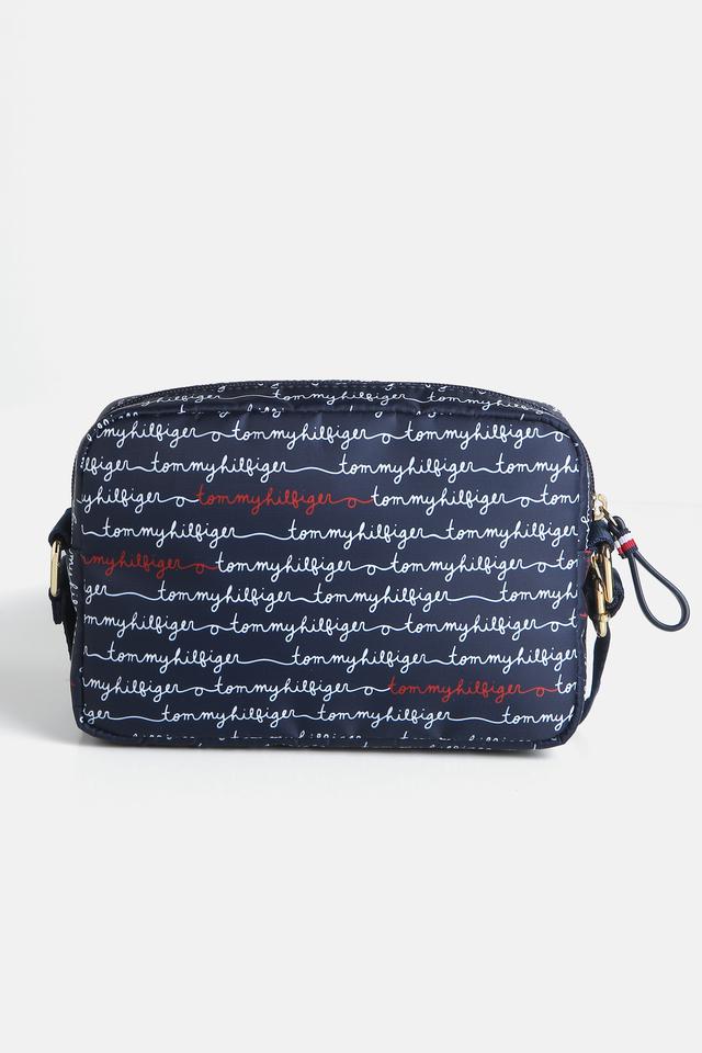 Tommy hilfiger discount handbags clearance india