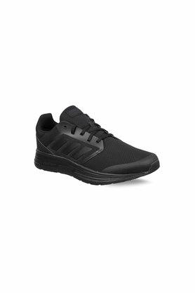 Sports shoes cheap under 600