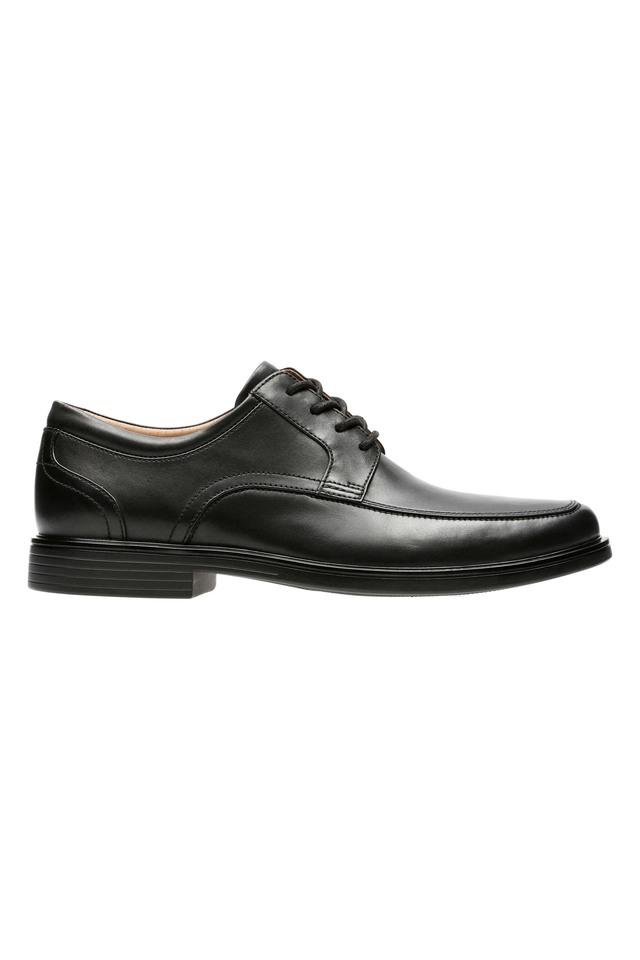 Buy CLARKS Black Un Aldric Park Leather Regular Lace Up Mens Formal Shoes Shoppers Stop