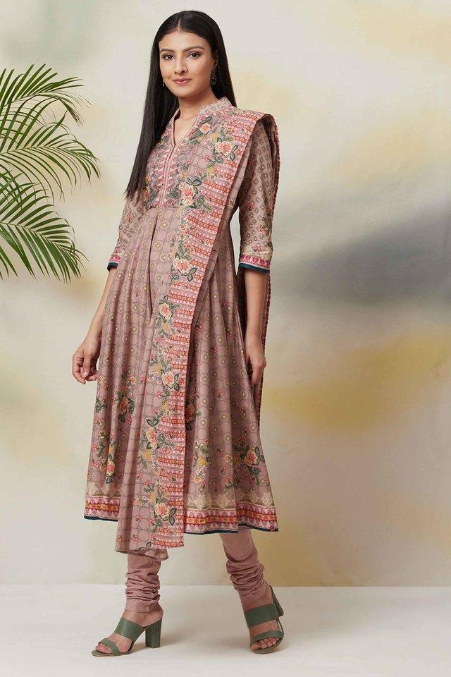 Boat neck outlet churidars