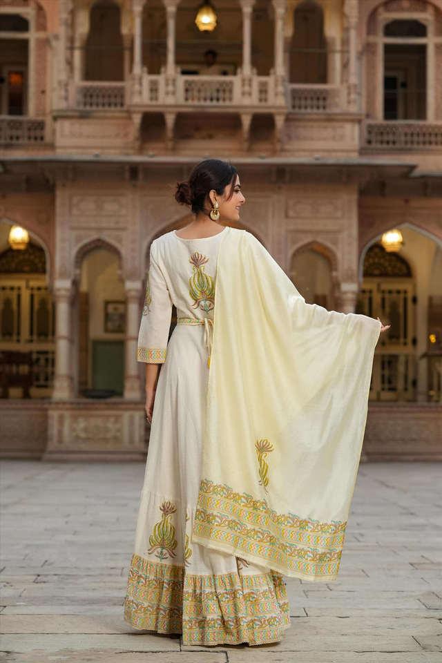 Off White Anarkali Set – Estie Couture