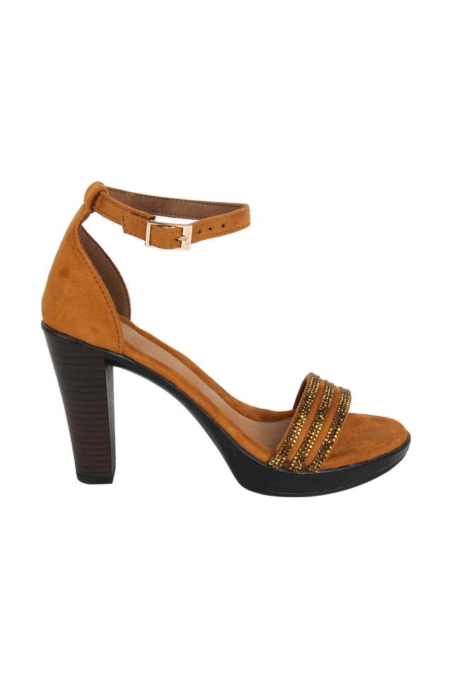 Catwalk 2025 brown heels