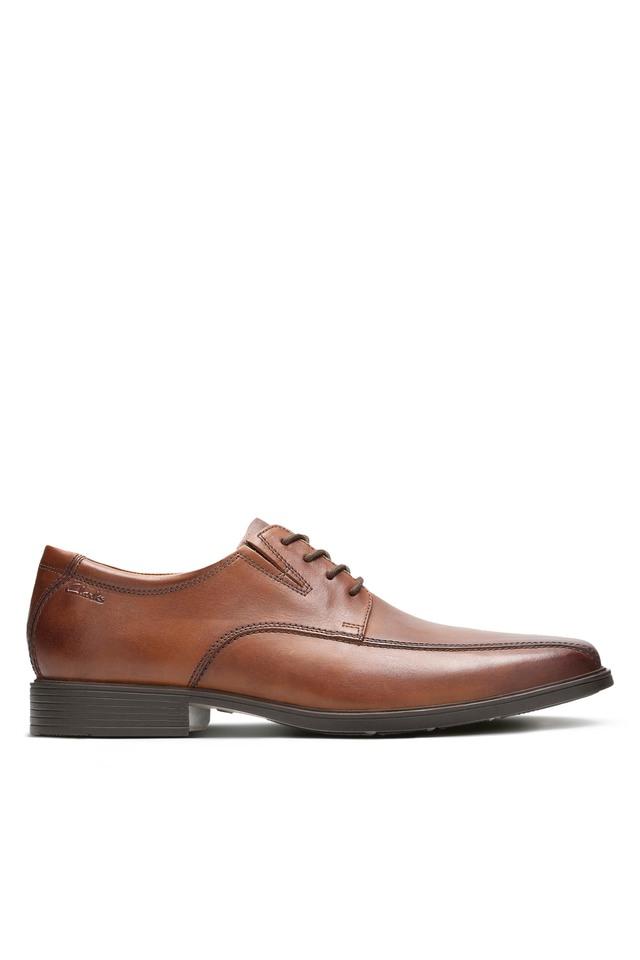 Clarks tilden clearance brown