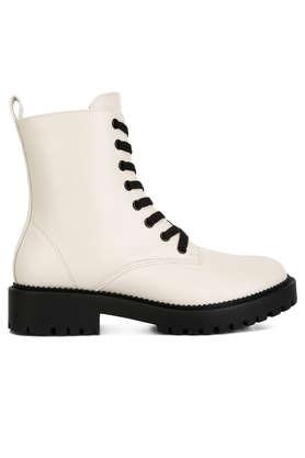 Off white hotsell black boots