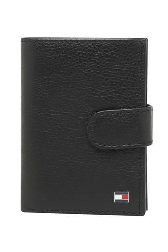 tommy hilfiger passport wallet