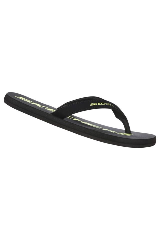 Skechers best sale black slippers