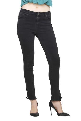 madame black jeans