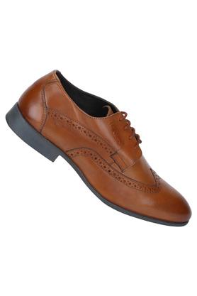 Lee cooper oxford shoes with sale broguing