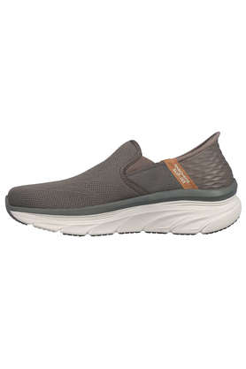 Skechers brown sale casual shoes